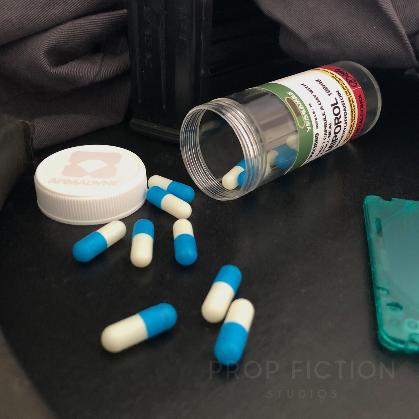 Elysium - Prop Max DeCosta's 'Miporol' Pills / Armadyne Prescription Container