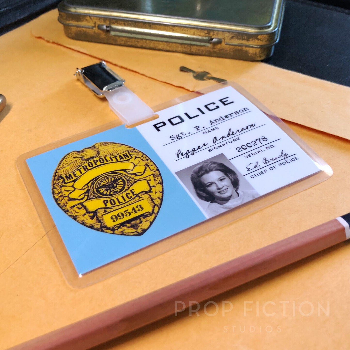 PoIice Woman: Prop ‘Pepper Anderson’ Cosplay Clip-on ID Card / Display Badge