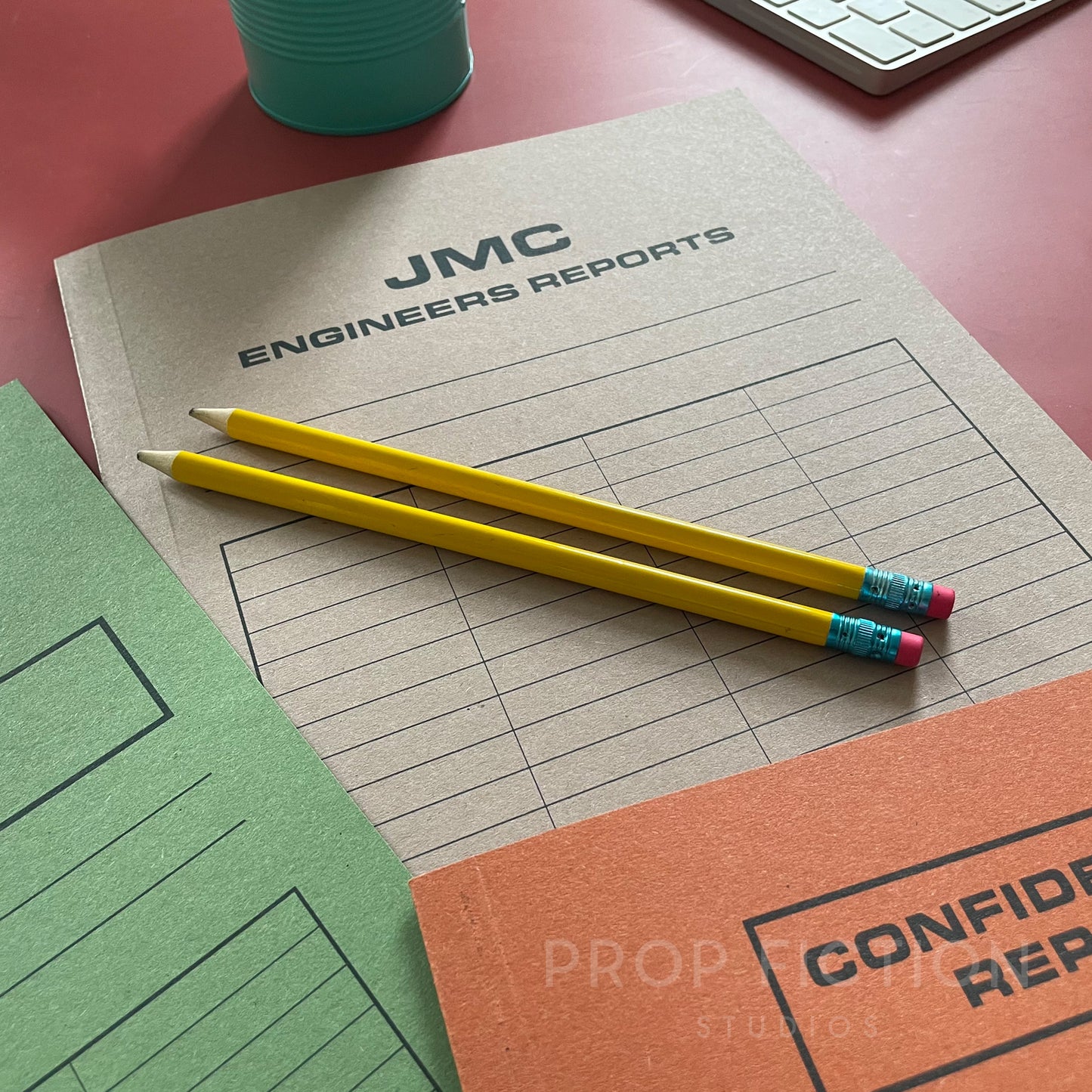 Prop JMC Mining Ship Red Dwarf Files / 3 x Space Corps Cosplay Report Folder Set