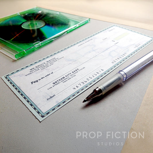 TBU / TDK - Prop Bruce Wayne Gotham City Bank Cheque / Bank Check
