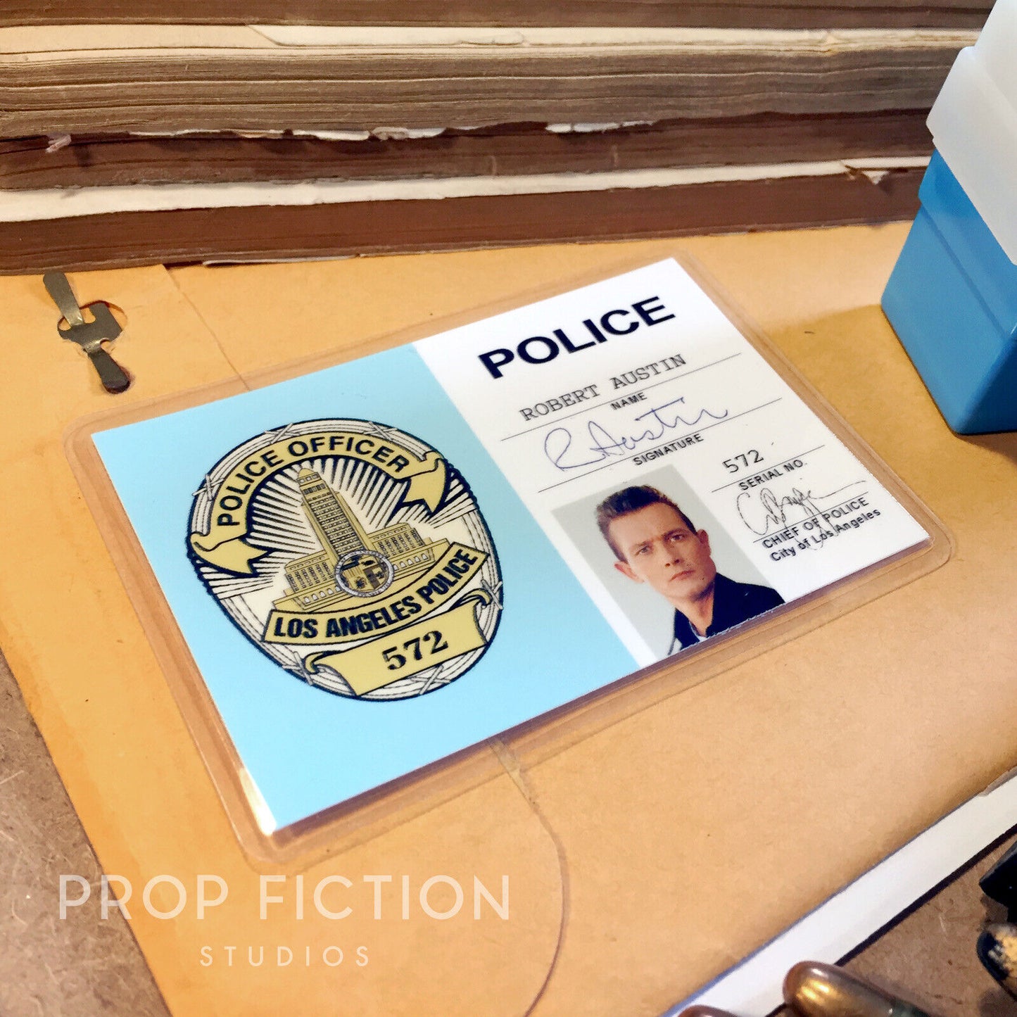 T2: Judgment Day: Cyberdyne Cosplay Security Passes / Prop T-1000 Display Card