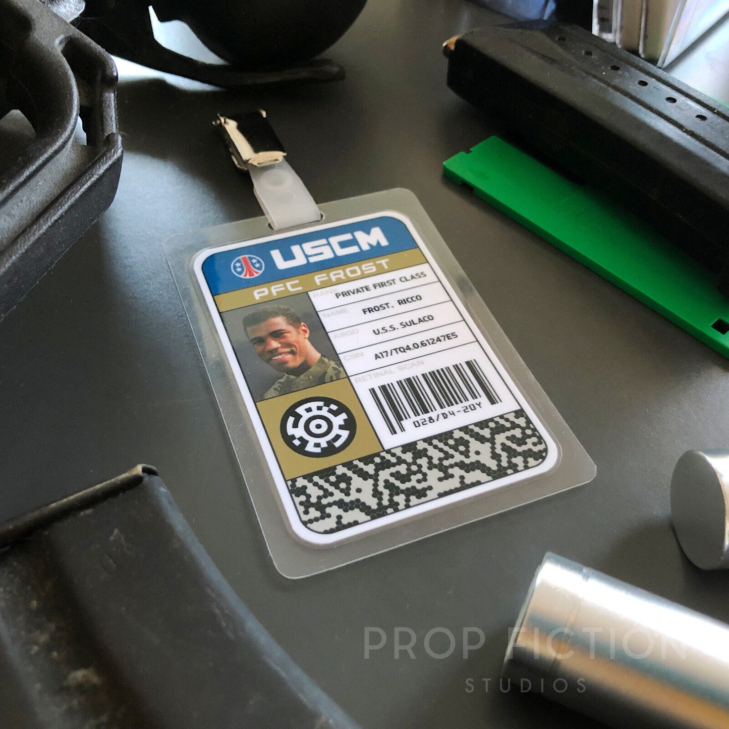 Colonial Marine Cosplay Costume IDs: Prop USS Sulaco Ship Crew Access IDs / Clip-on Cosplay Security Cards