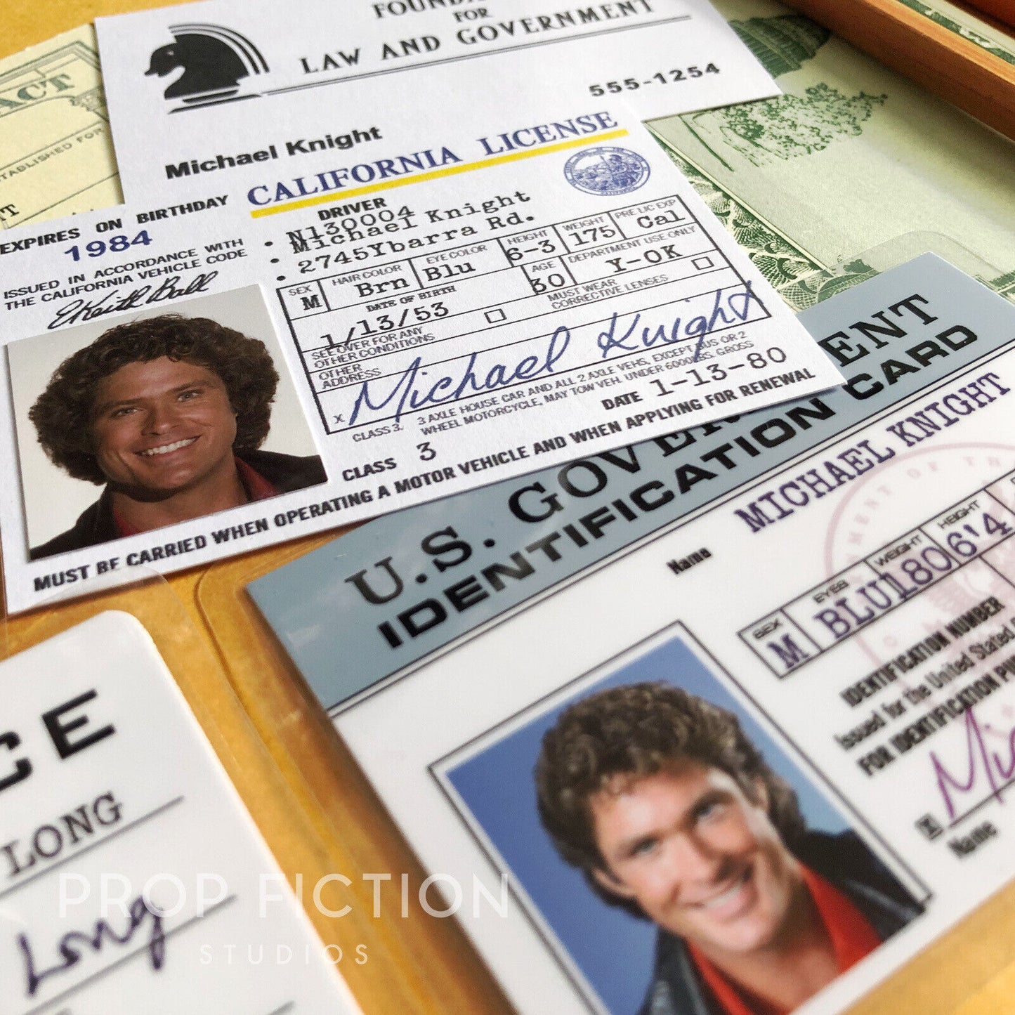 Knight Rider: Prop Vintage Issue ID Cards / Michael Knight Cosplay ID Set