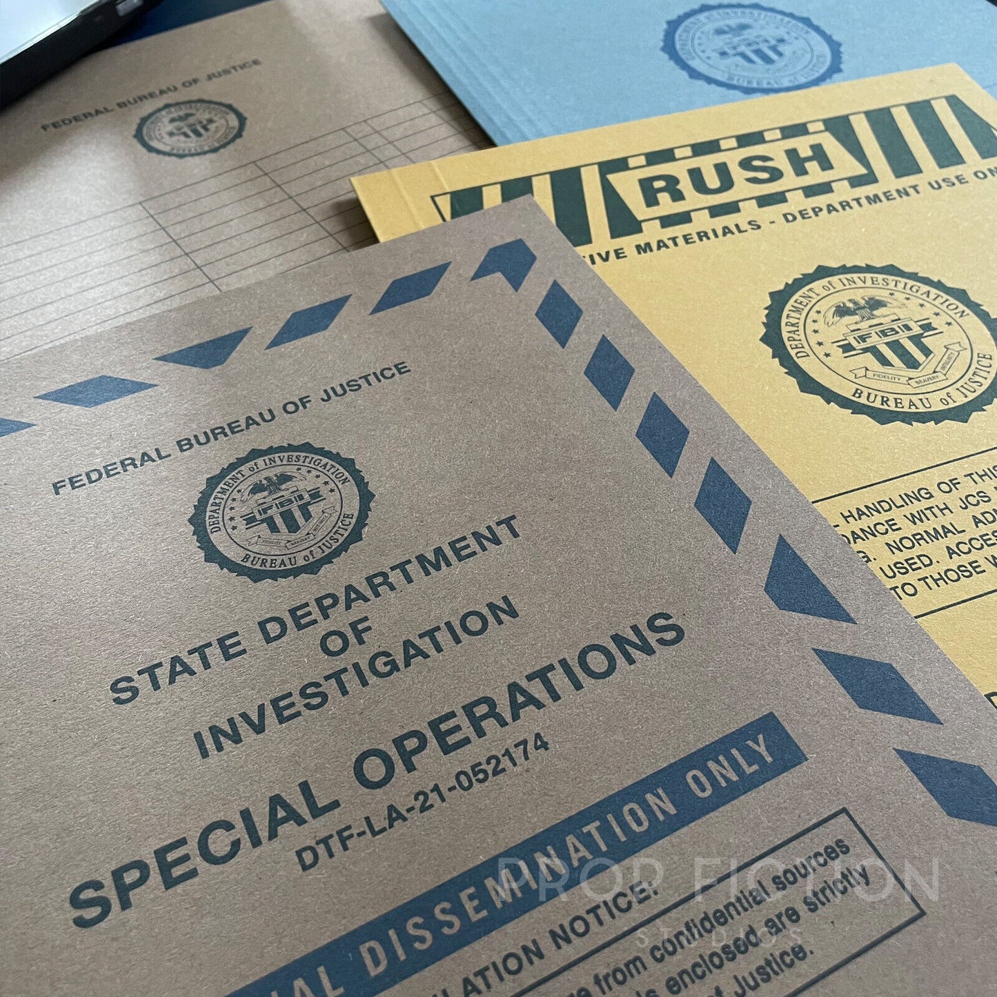 Movie Prop Special Agent Investigation Files / 4 x Cosplay Detective Folder Set