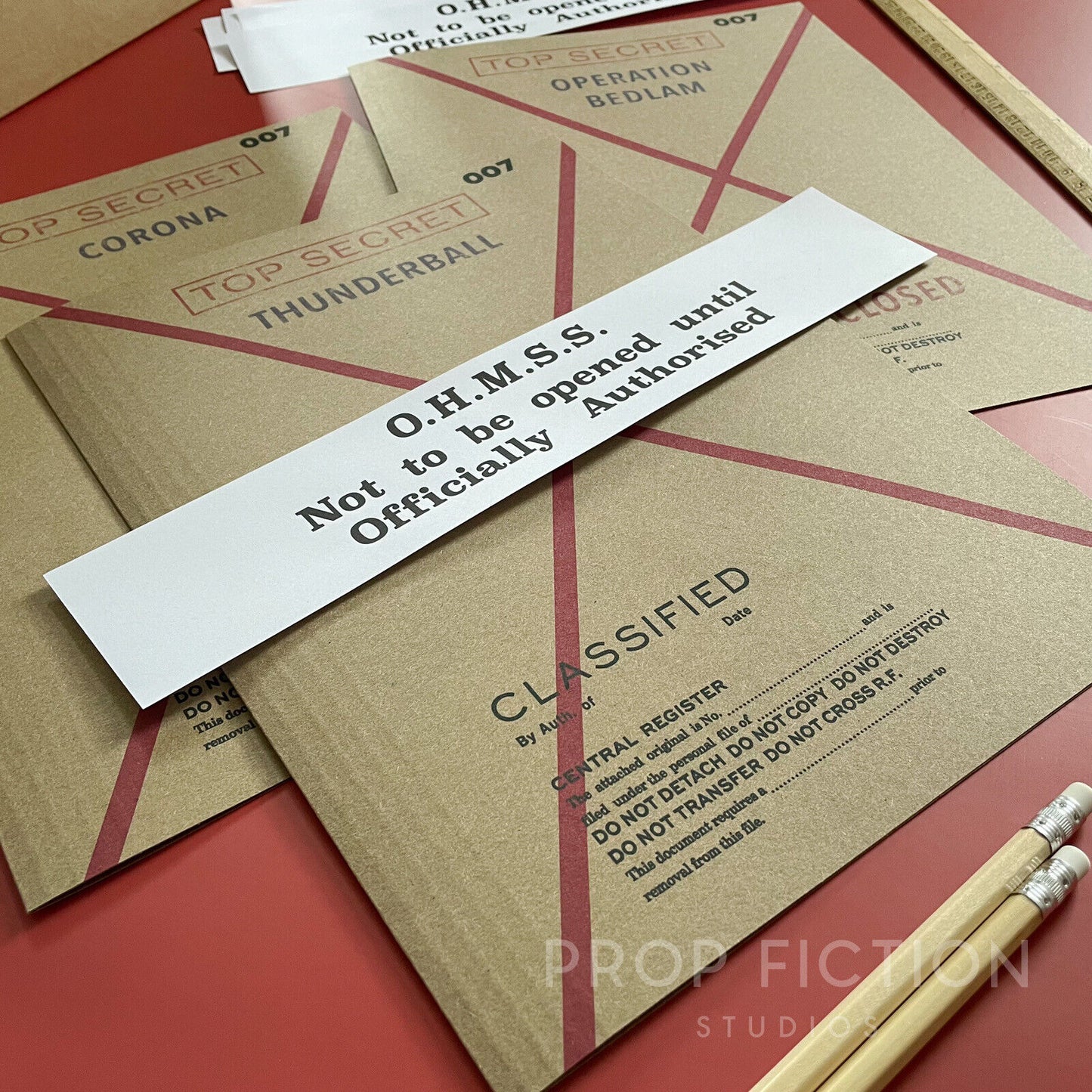 Prop Cosplay Secret Agent Operation Briefing Files / 3 x Spy Mission Folder Set