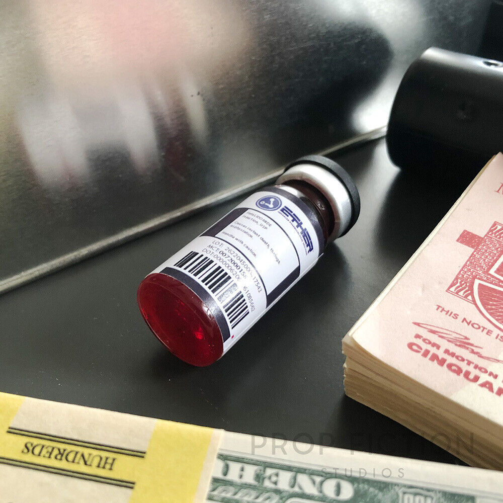 Hitman: Prop 'Agent 47' Cosplay USP Samples / Sealed Glass Display Vial Set