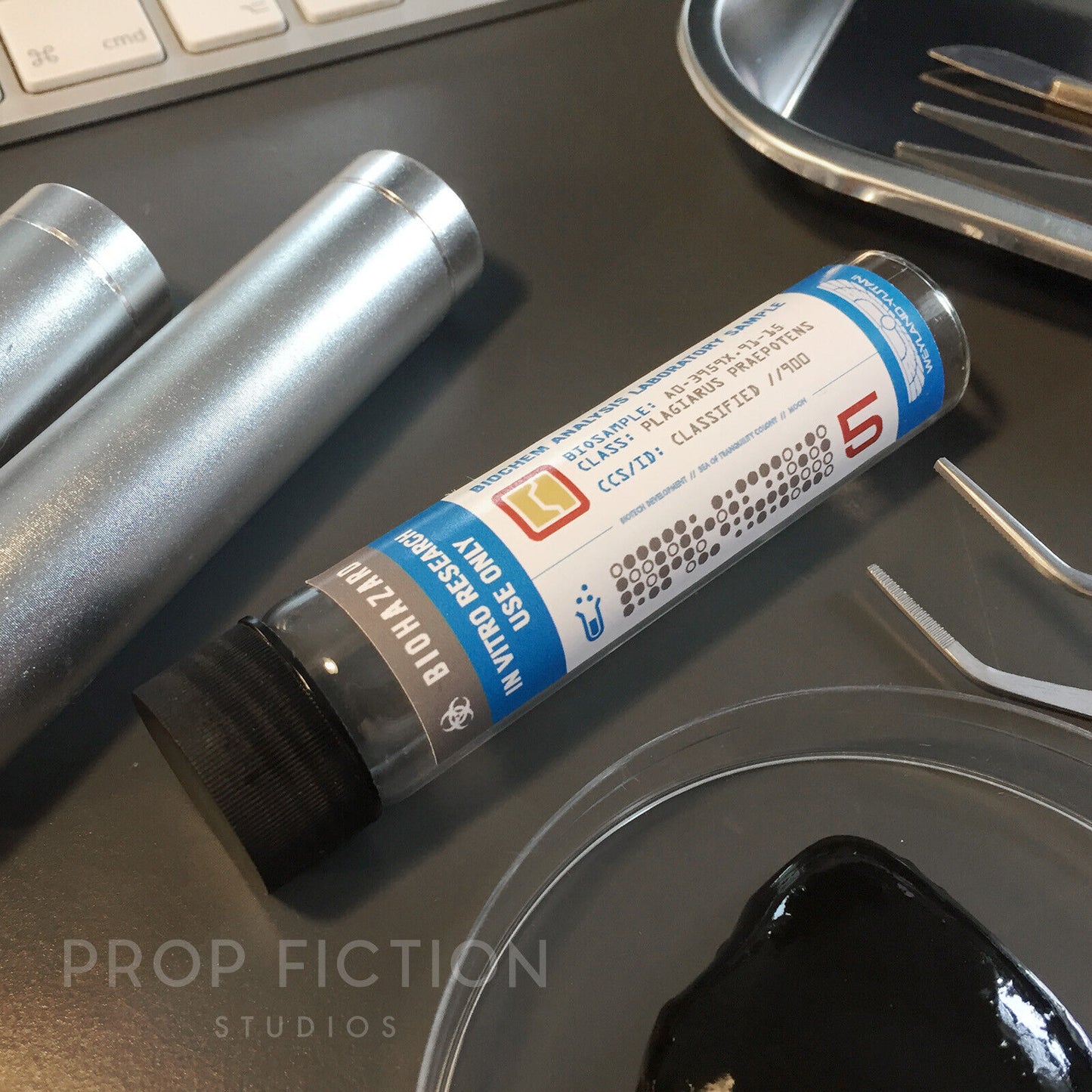 Prometheus / Alien: Covenant - Prop Sample Vials / Cosplay Glass Specimen Jars