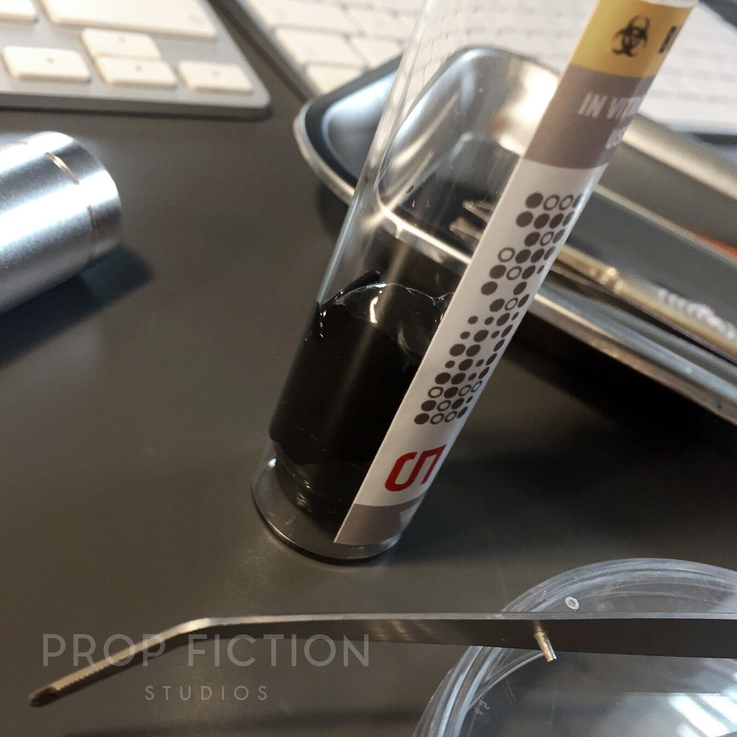 Prometheus / Alien: Covenant - Prop Sample Vials / Cosplay Glass Specimen Jars