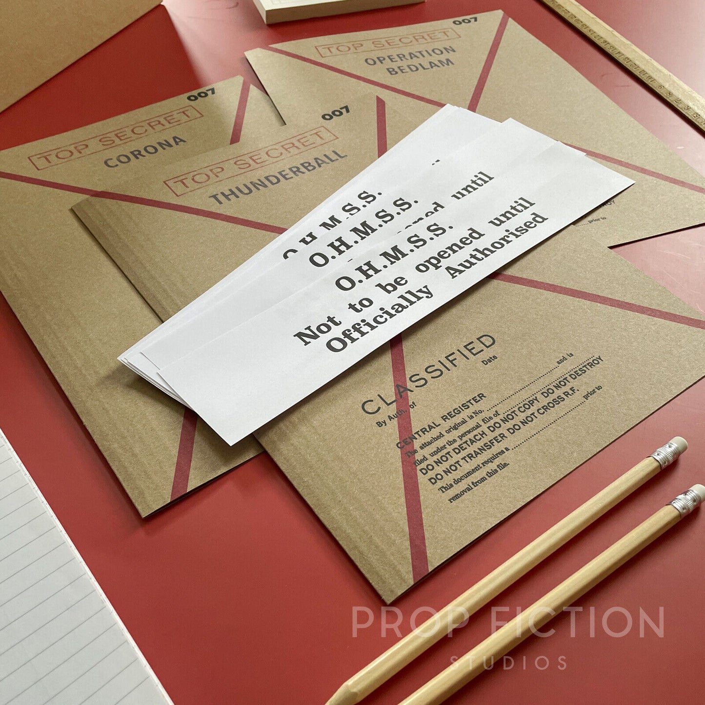 Prop Cosplay Secret Agent Operation Briefing Files / 3 x Spy Mission Folder Set