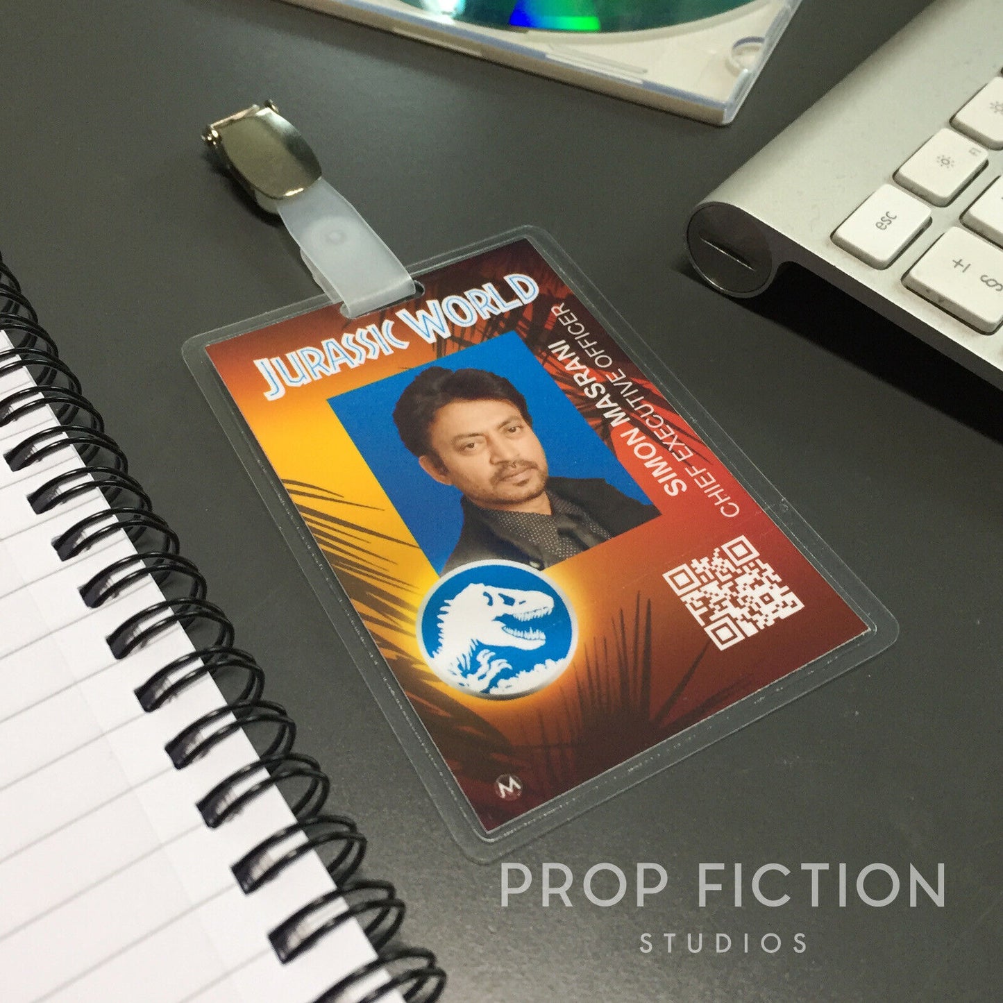 JPU / JW - Prop Masrani / InGen Pass Clip-on Prop / Cosplay ID Cards