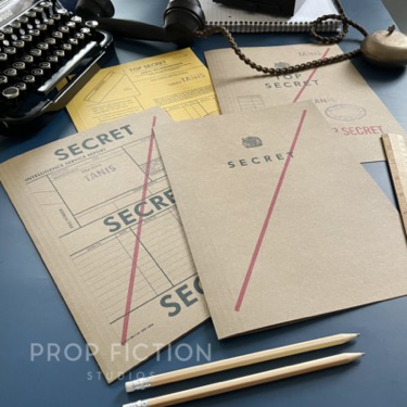 Indiana Jones: Cosplay Movie Prop 1930s Files / 4 x Tanis Intelligence Raiders Folder Set