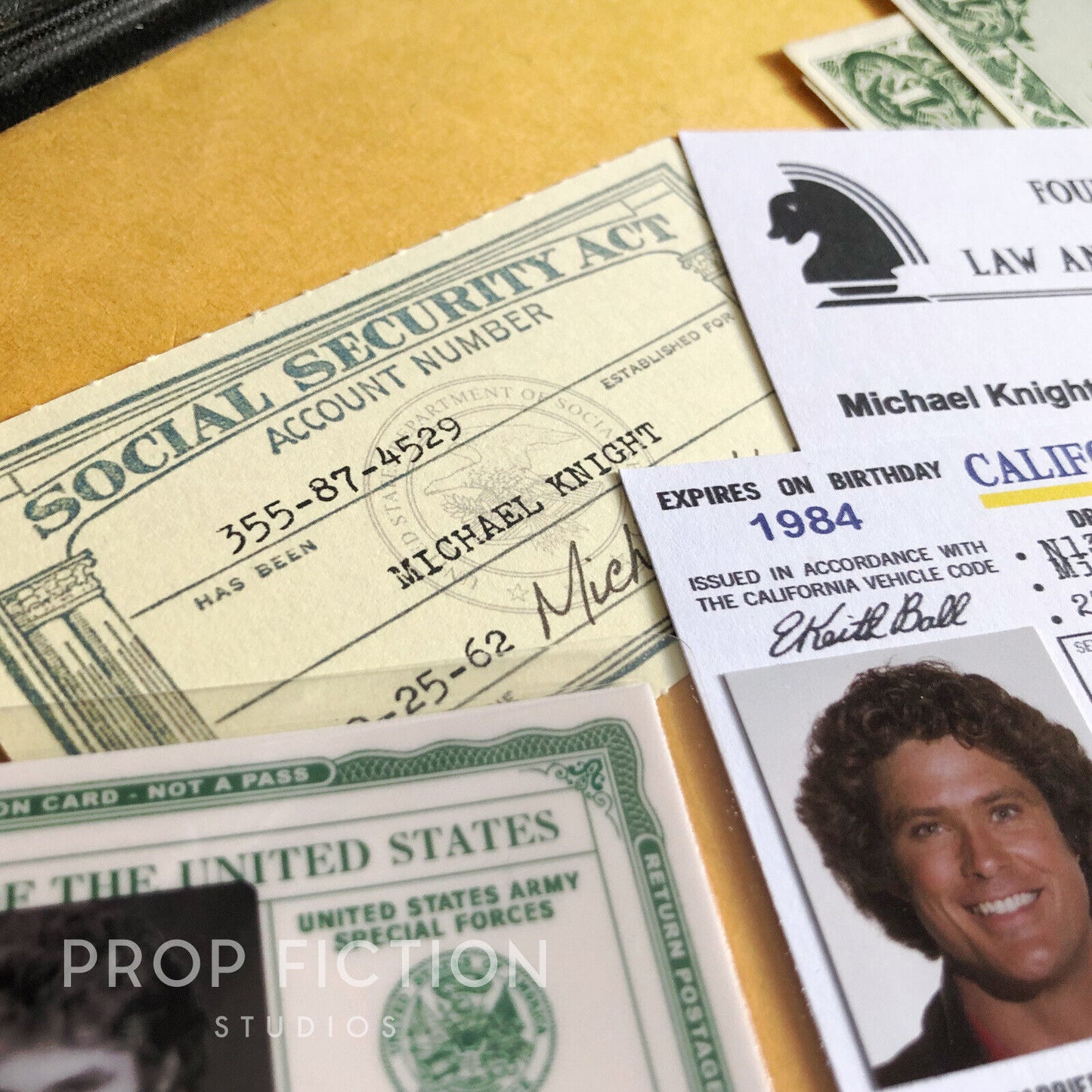 Knight Rider: Prop Vintage Issue ID Cards / Michael Knight Cosplay ID Set
