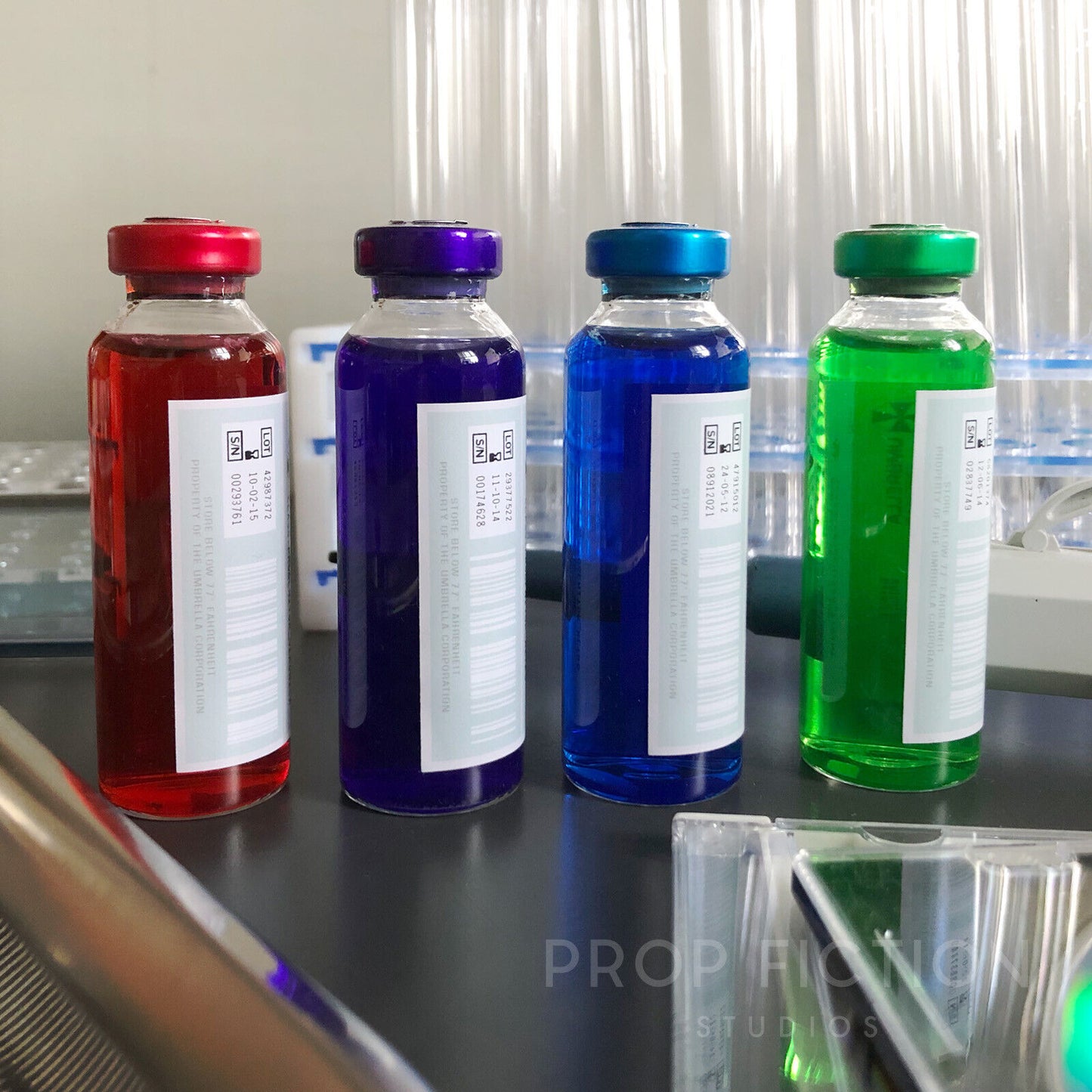 Cosplay Display Prop T-Virus Lab Samples / Umbrella Corporation Cosplay Vial Set