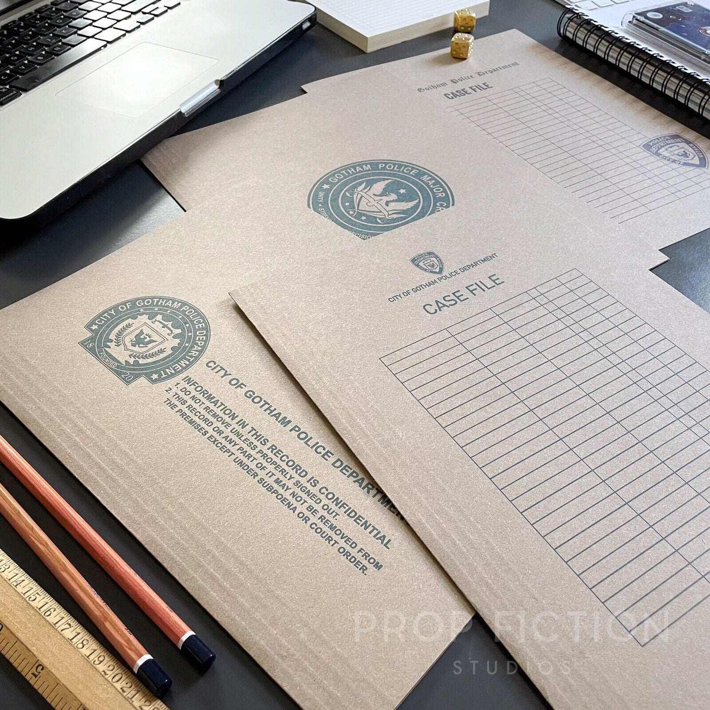 Cosplay Movie Prop GCPD Case Files / 4 x Cosplay Crime Police Investigation Folder Set