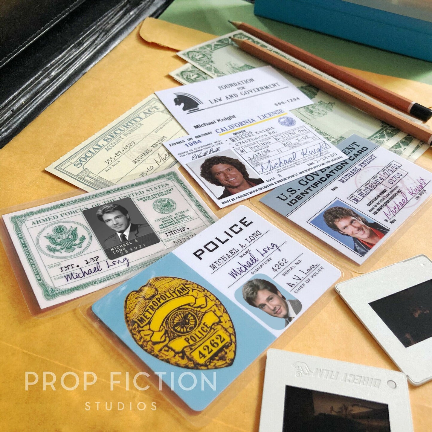 Knight Rider: Prop Vintage Issue ID Cards / Michael Knight Cosplay ID Set