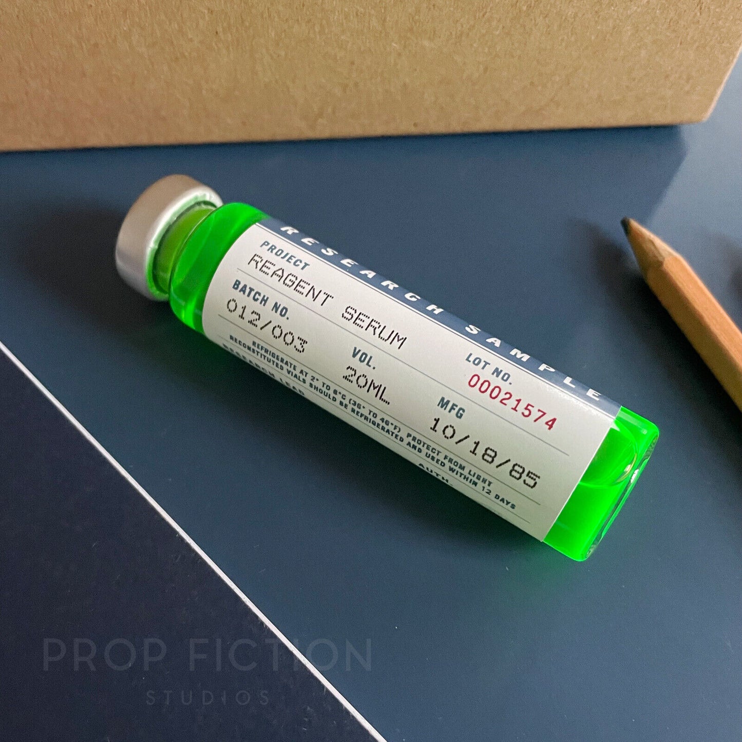 Re-Animator Display: Prop Re-Agent Serum / Reagent Laboratory Sample Vial Set