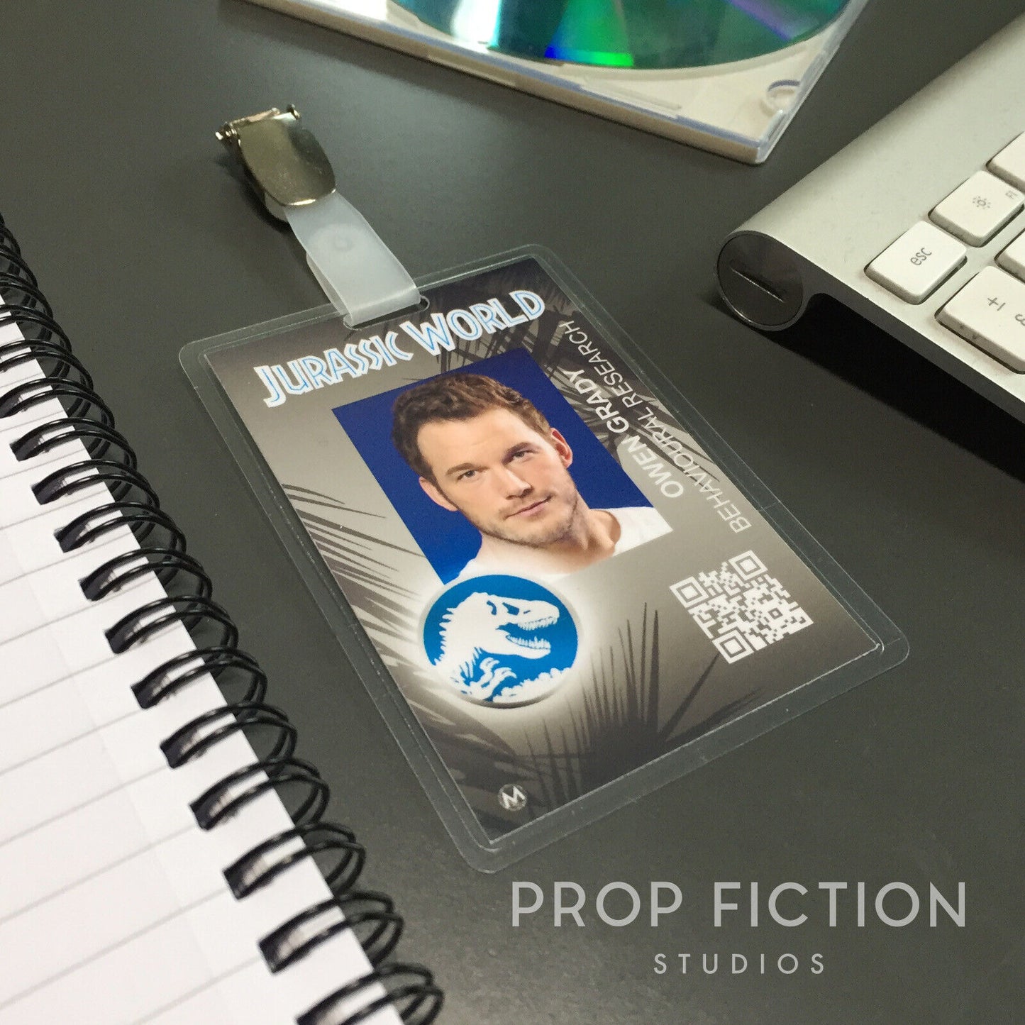 JPU / JW - Prop Masrani / InGen Pass Clip-on Prop / Cosplay ID Cards