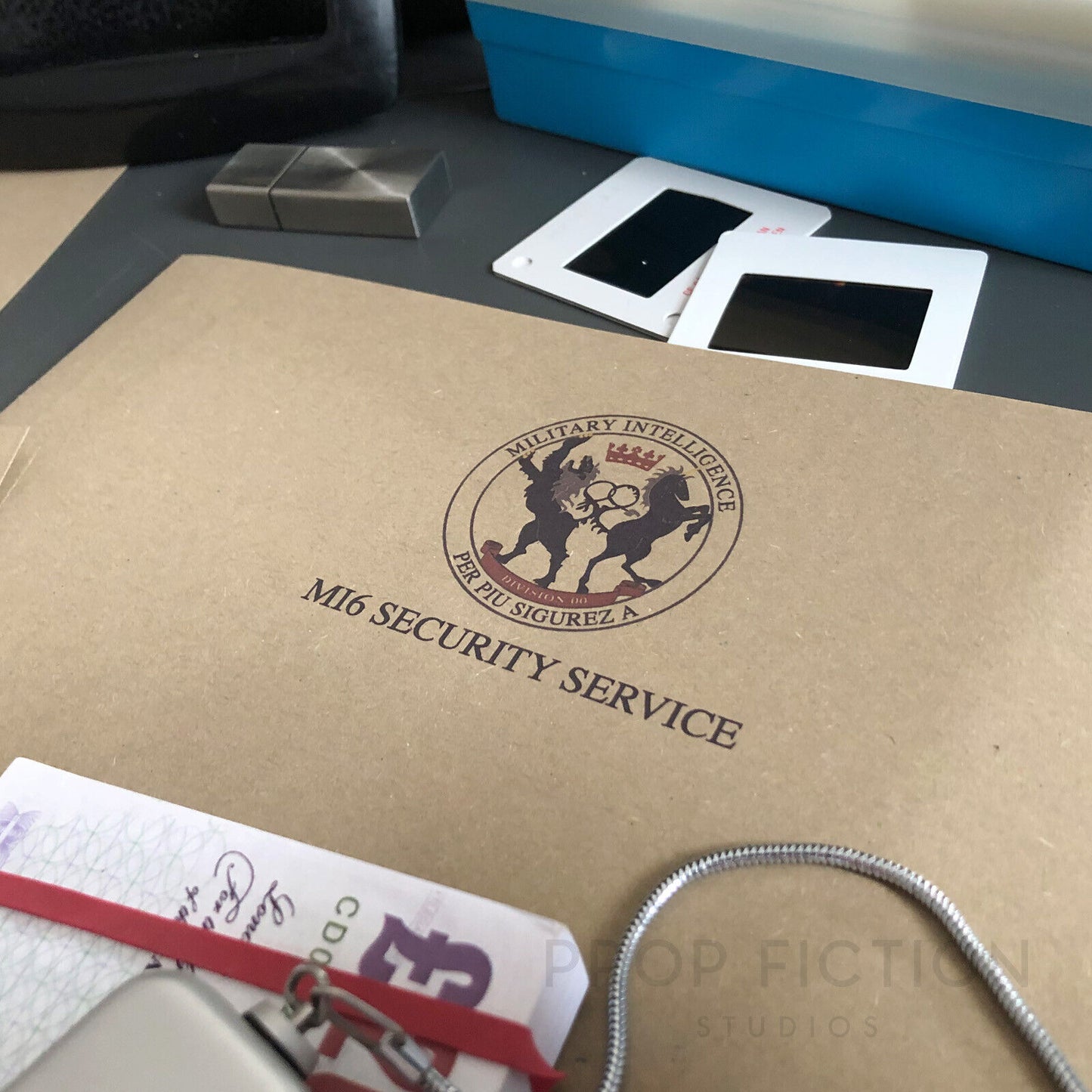 Movie Prop Secret Agent Mission Report Files / 3 x Cosplay Spy Folder Set