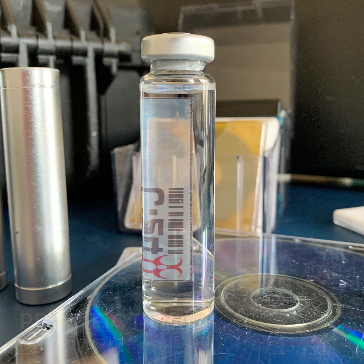 Prop Doom UAC Laboratory Sample / Sealed 20ml C-24 Research Display Vial