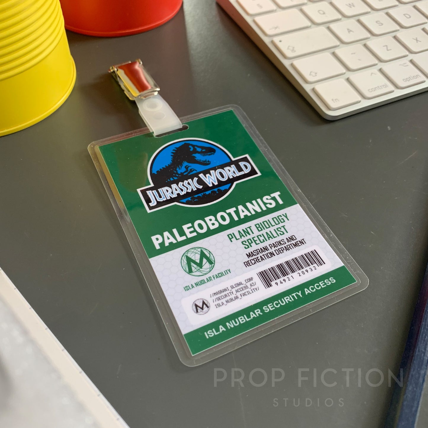 JPU / JW - Prop Masrani Security Clip-on Passes / Cosplay ID Card Badge Set