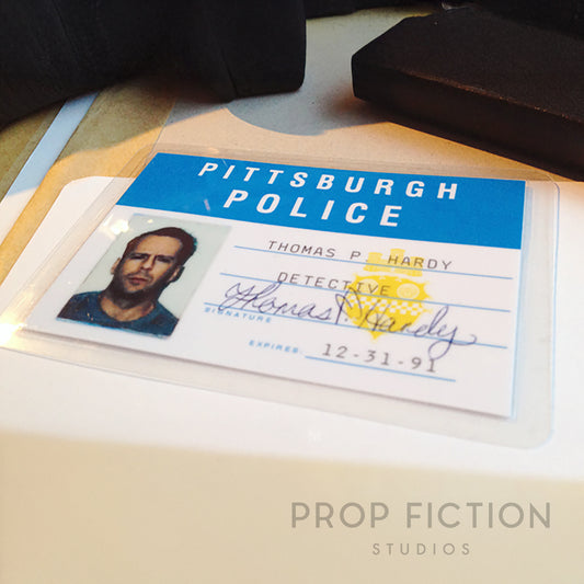 Striking Distance - Tom Hardy Pittsburgh City Detective Prop Display ID Card