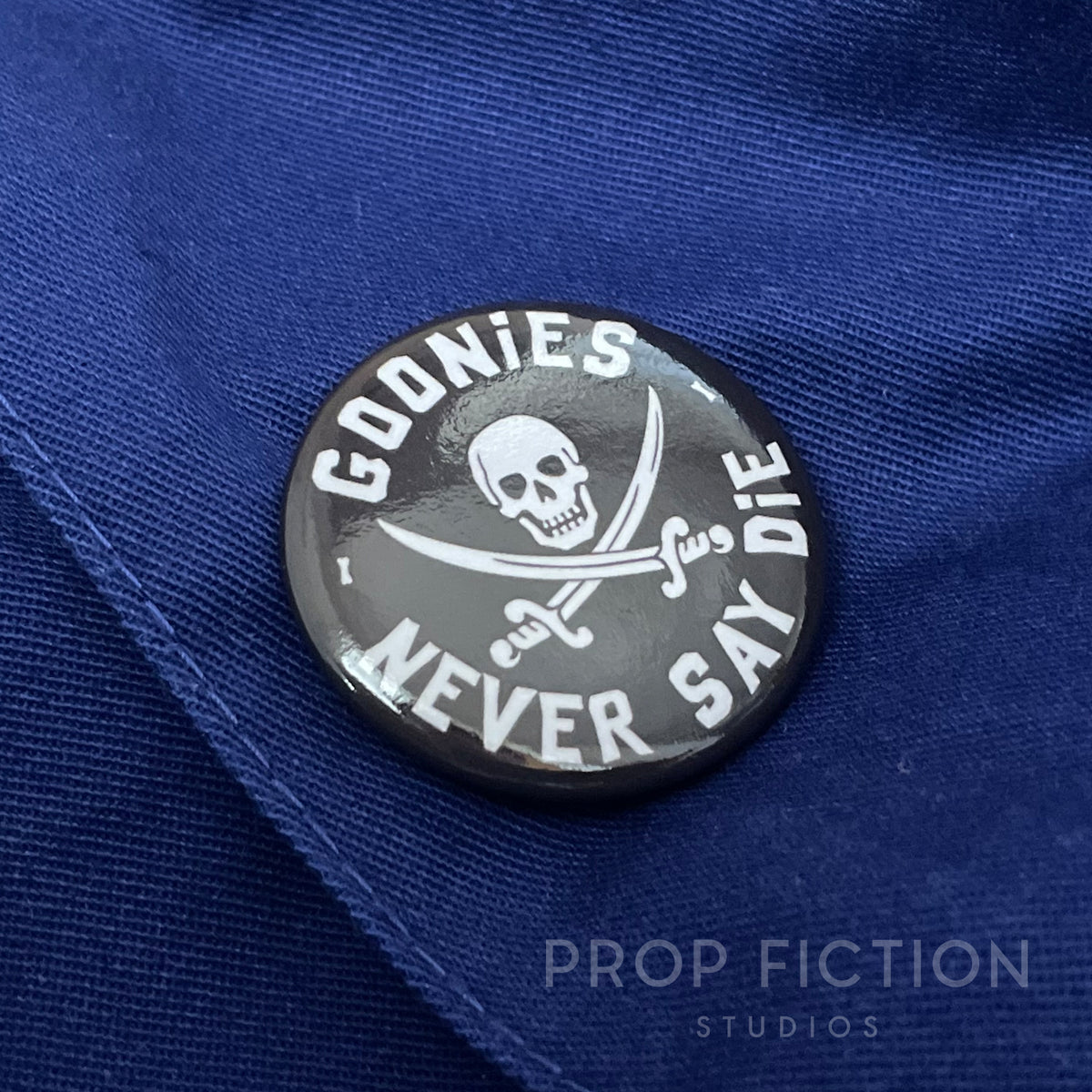The Goonies: Prop ‘Goonies Never Say Die’ 1.5” Cosplay Costume 38mm Button Badge