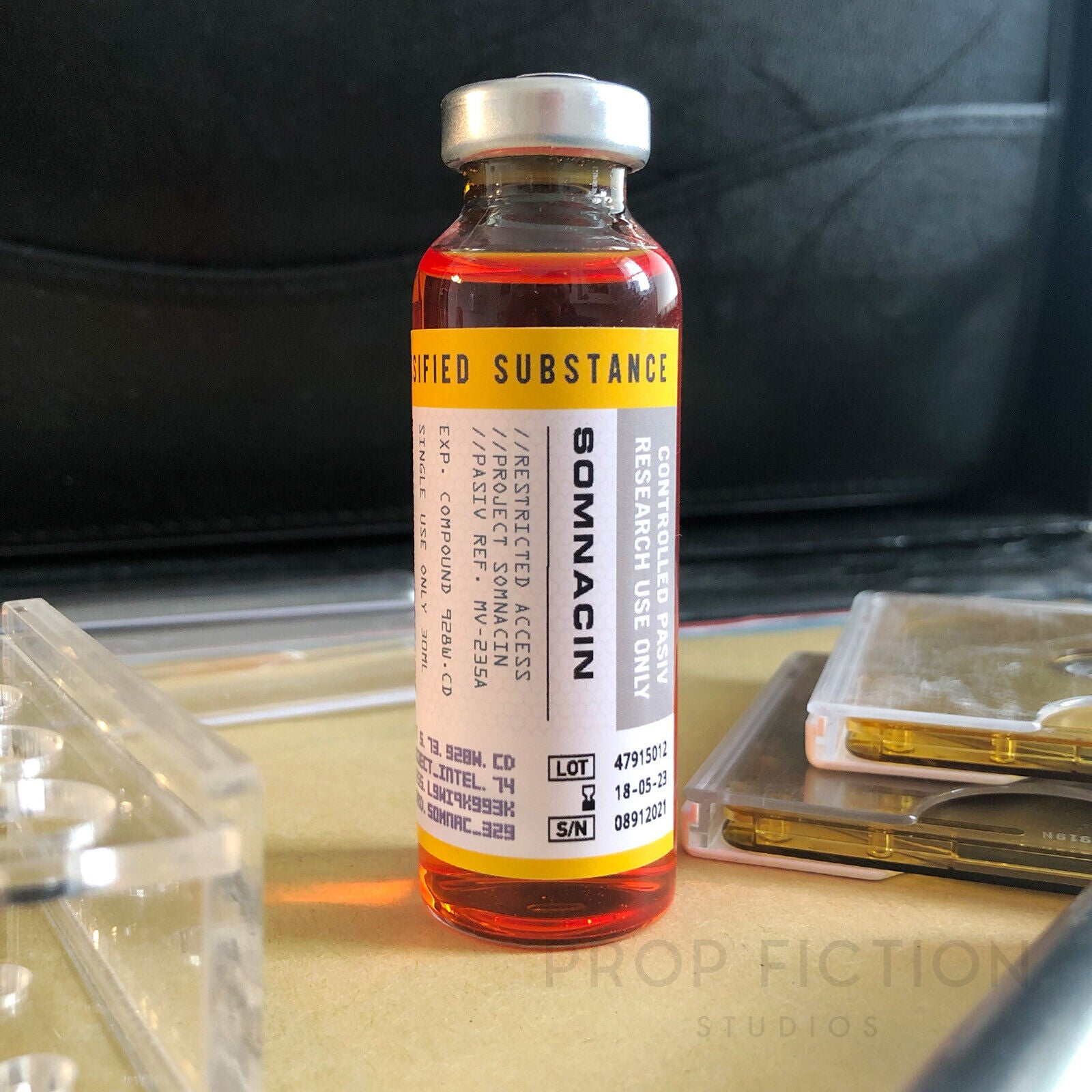 Inception Prop Inception - Prop 'Somnacin' PASIV Medical Phial / Sealed Glass 30ml Co ...