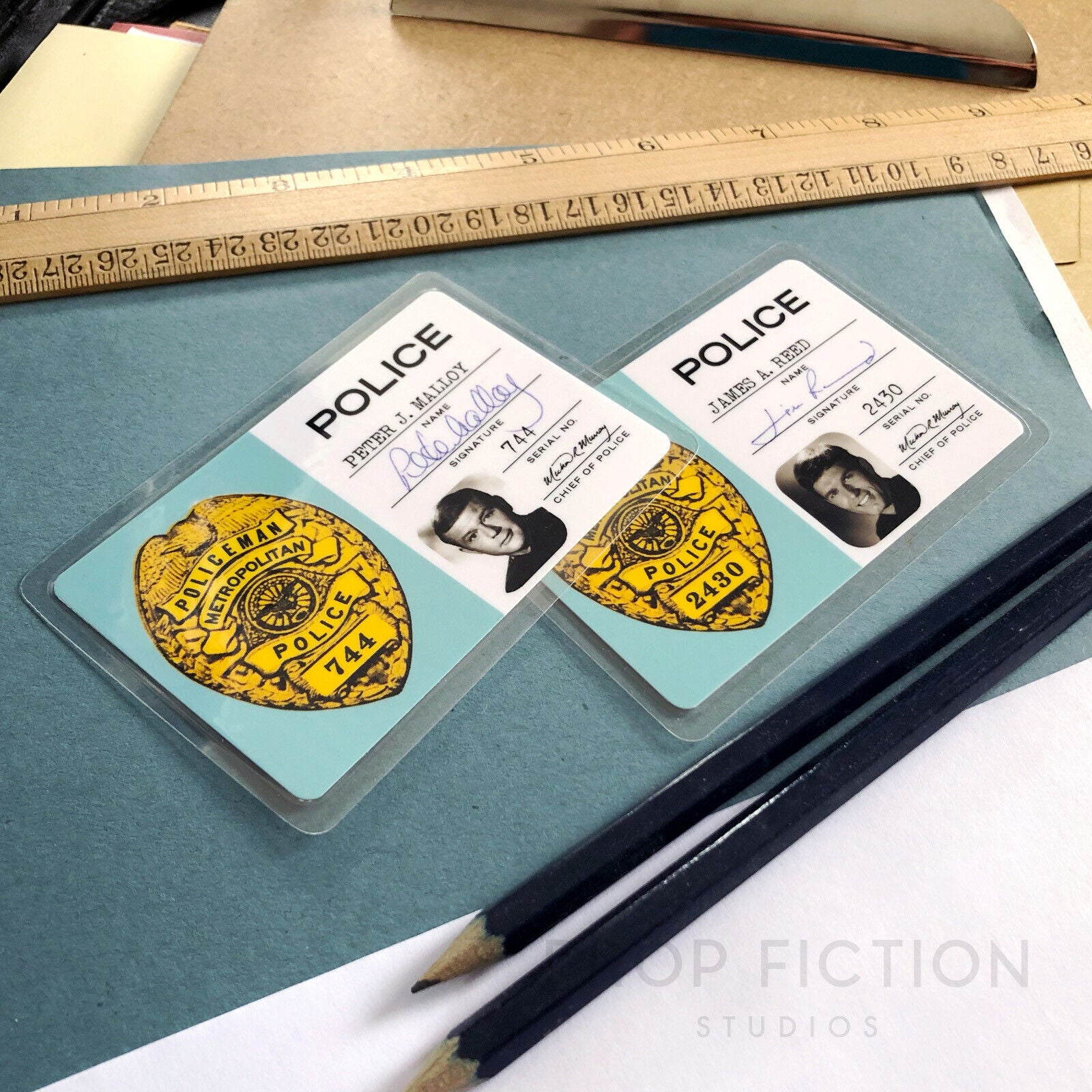 Prop Wallet Contents Adam-12 - Pete Malloy & Jim Reed Prop Officer Vintage Display Wallet C ...