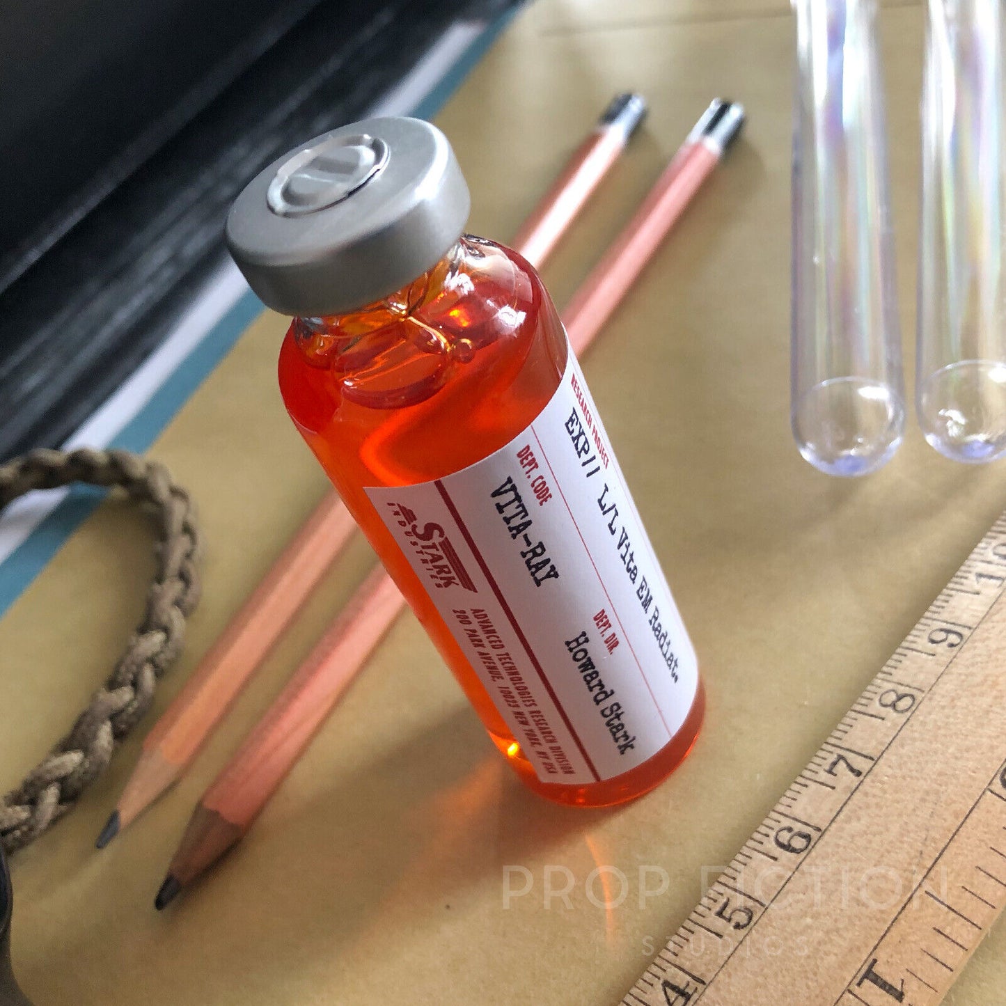 Cosplay Display - Prop Super Soldier Serum / Stark 'Nitramene' Cosplay Vial Set