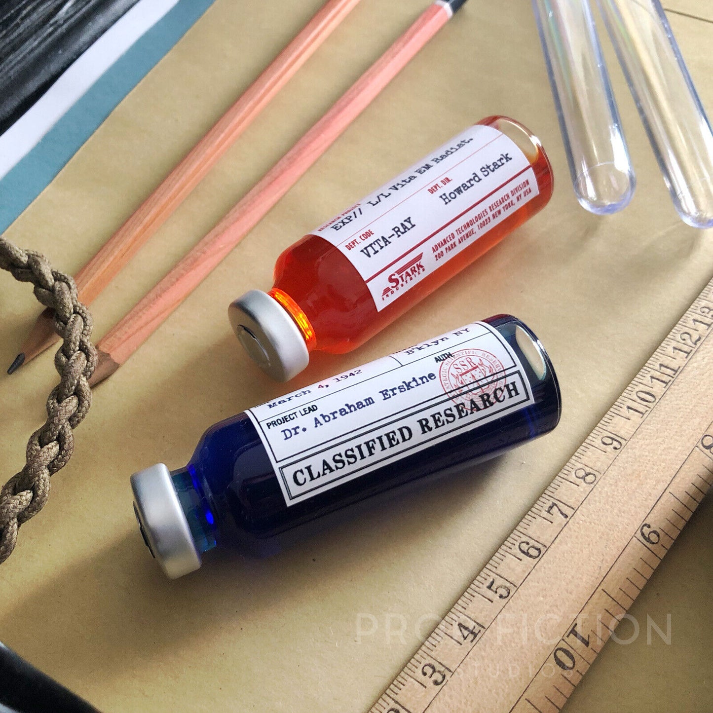 Cosplay Display - Prop Super Soldier Serum / Stark 'Nitramene' Cosplay Vial Set