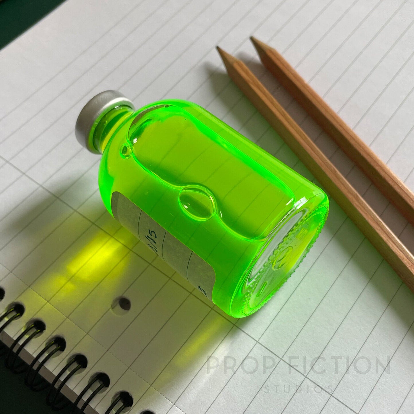 Cosplay Display Vial: Prop Re-Agent Serum / Reagent Laboratory Sample Phial