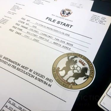 Cosplay Display Props: DAD - Prop MI6 Agent Reports Paperwork File / Folder Set