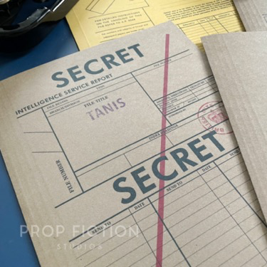 Indiana Jones: Cosplay Movie Prop 1930s Files / 4 x Tanis Intelligence Raiders Folder Set